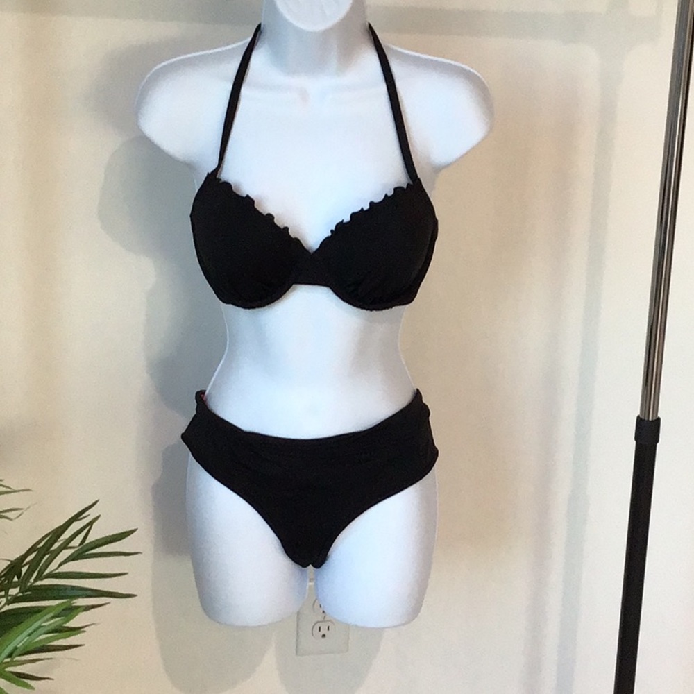 New black bikini
